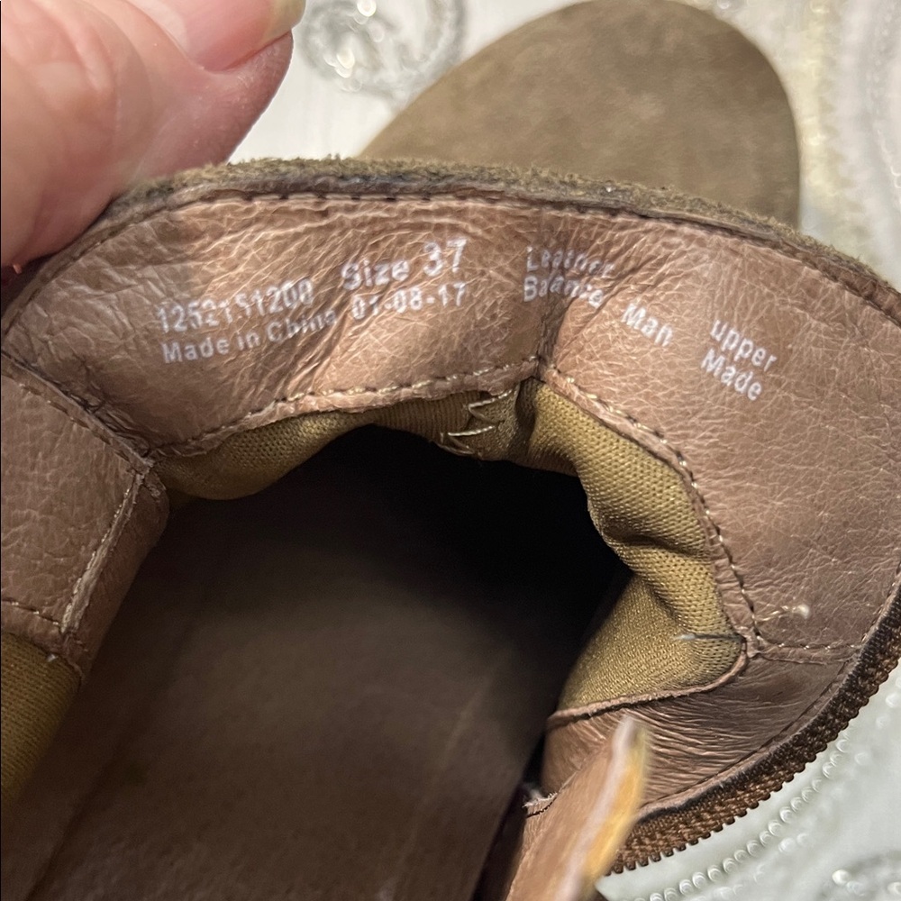 Dansko Shirley Ankle Bootie - Picture 10 of 13